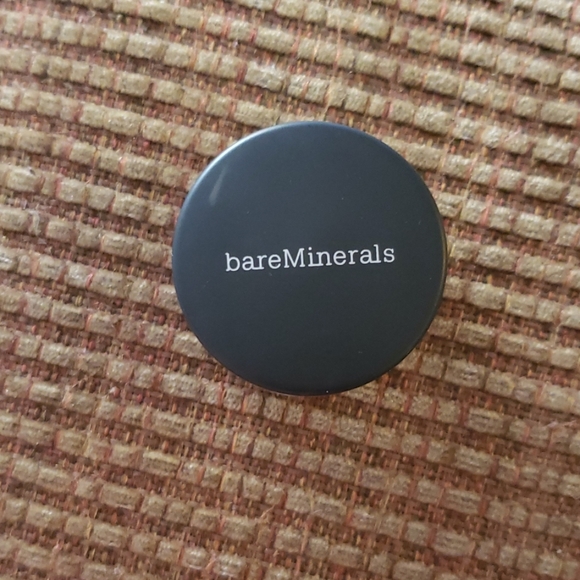 Bare Minerals bronzer - Picture 1 of 2